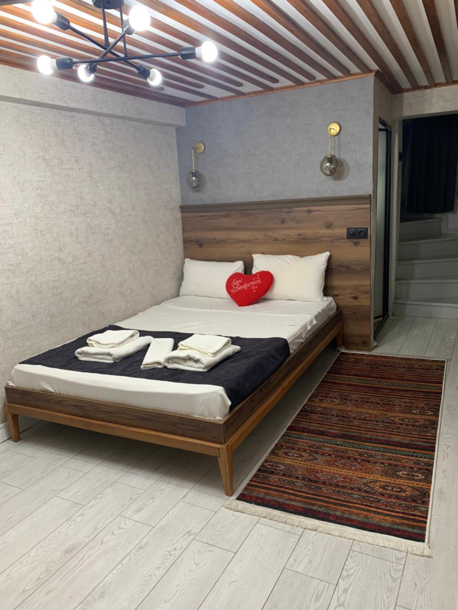 Valeria House Apartment